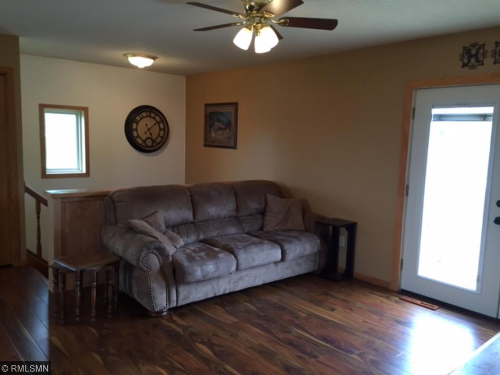 14827 Pineview Dr, Becker, MN 55308 photo 5
