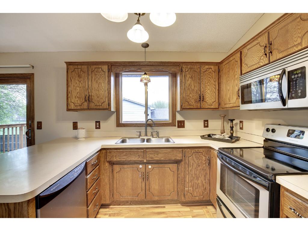 7600 114th Way N, Champlin, MN 55316 photo 8