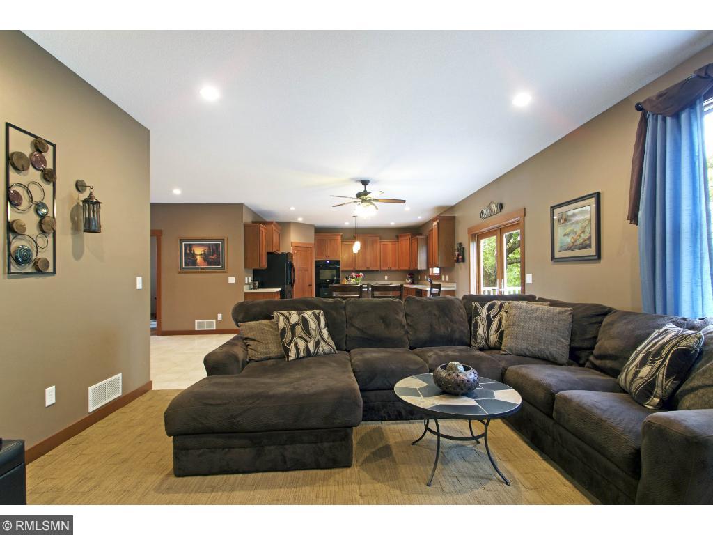237 Smith Cir, River Falls, WI 54022 photo 18
