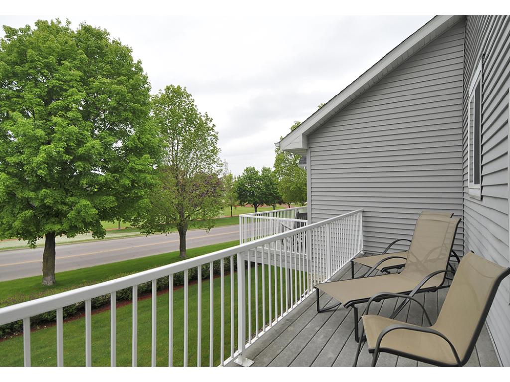 1103 Shumway Ct, Faribault, MN 55021 photo 3