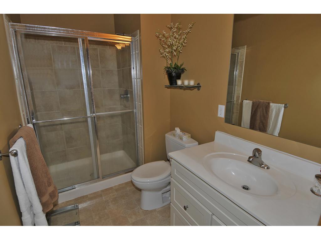 1103 Shumway Ct, Faribault, MN 55021 photo 17