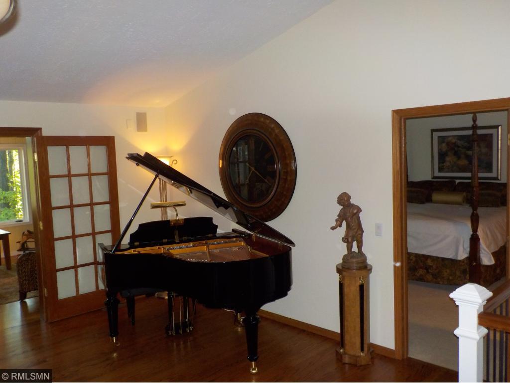 5445 Gideons Ln, Excelsior, MN 55331 photo 9