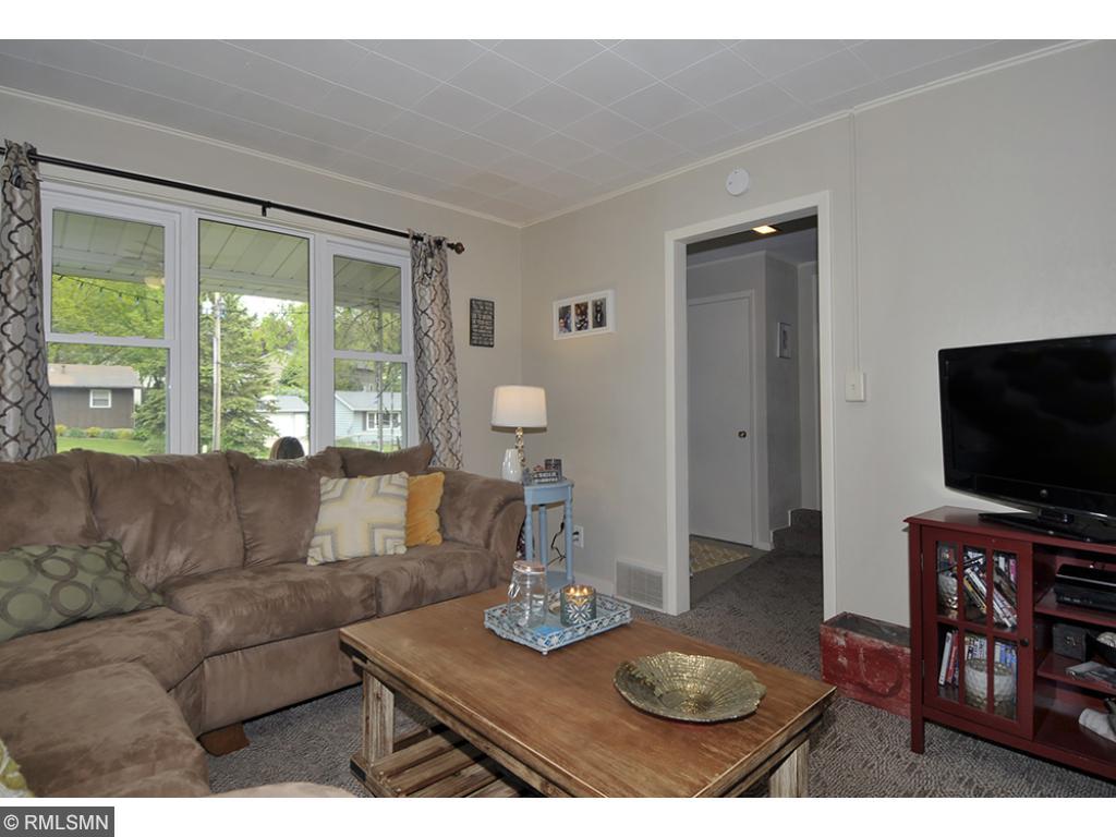 815 Willow St, Faribault, MN 55021 photo 4