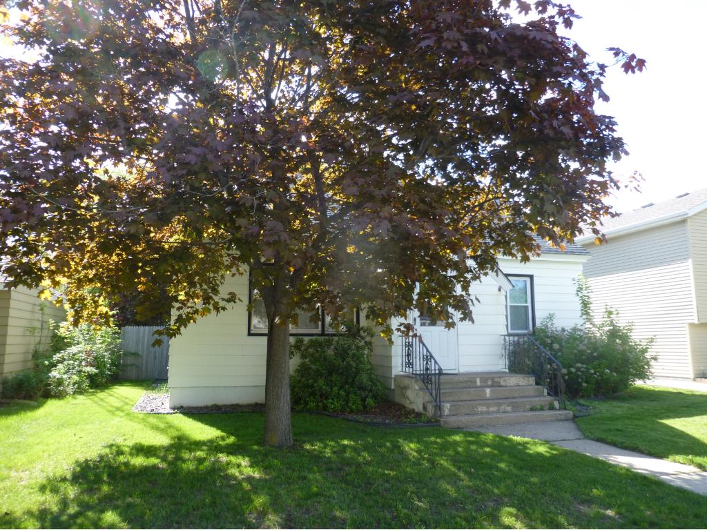 1017 16th Ave S, Saint Cloud, MN 56301 photo 2