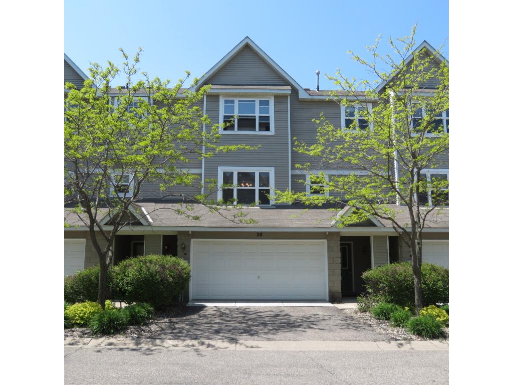 28 River Bend Pl, Chaska, MN 55318 photo 1