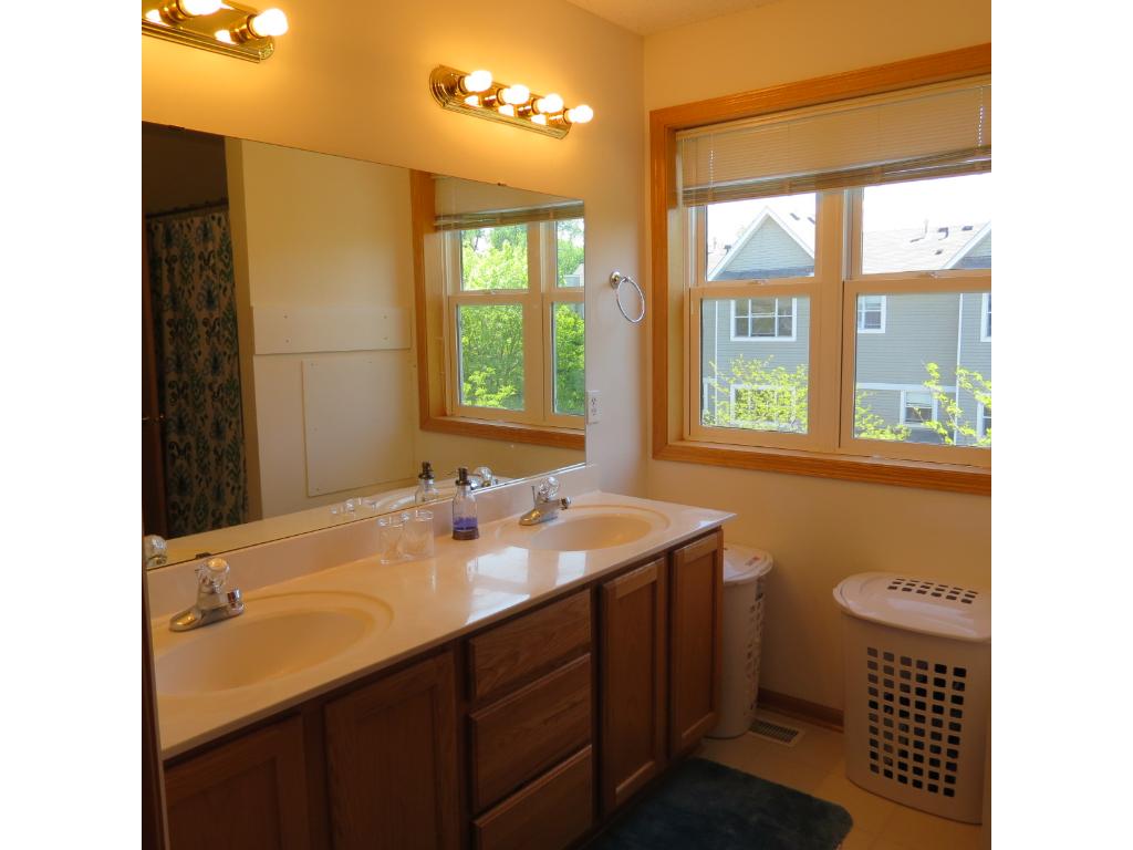 28 River Bend Pl, Chaska, MN 55318 photo 12