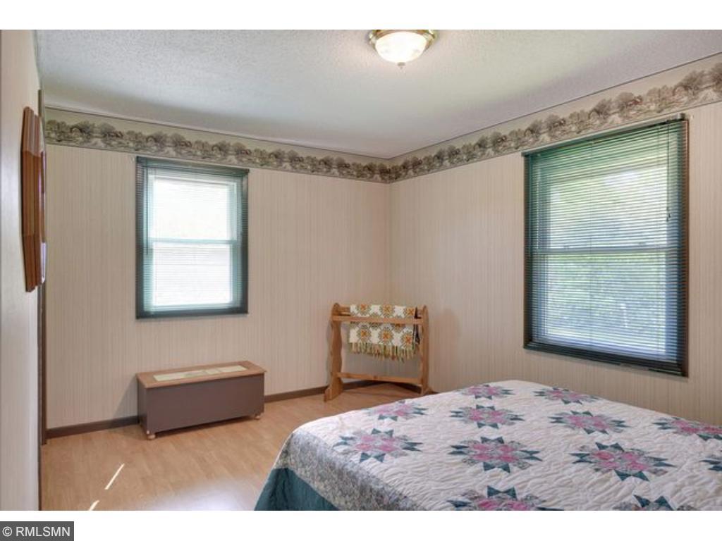 4768 Sycamore Trl, Maple Plain, MN 55359 photo 11