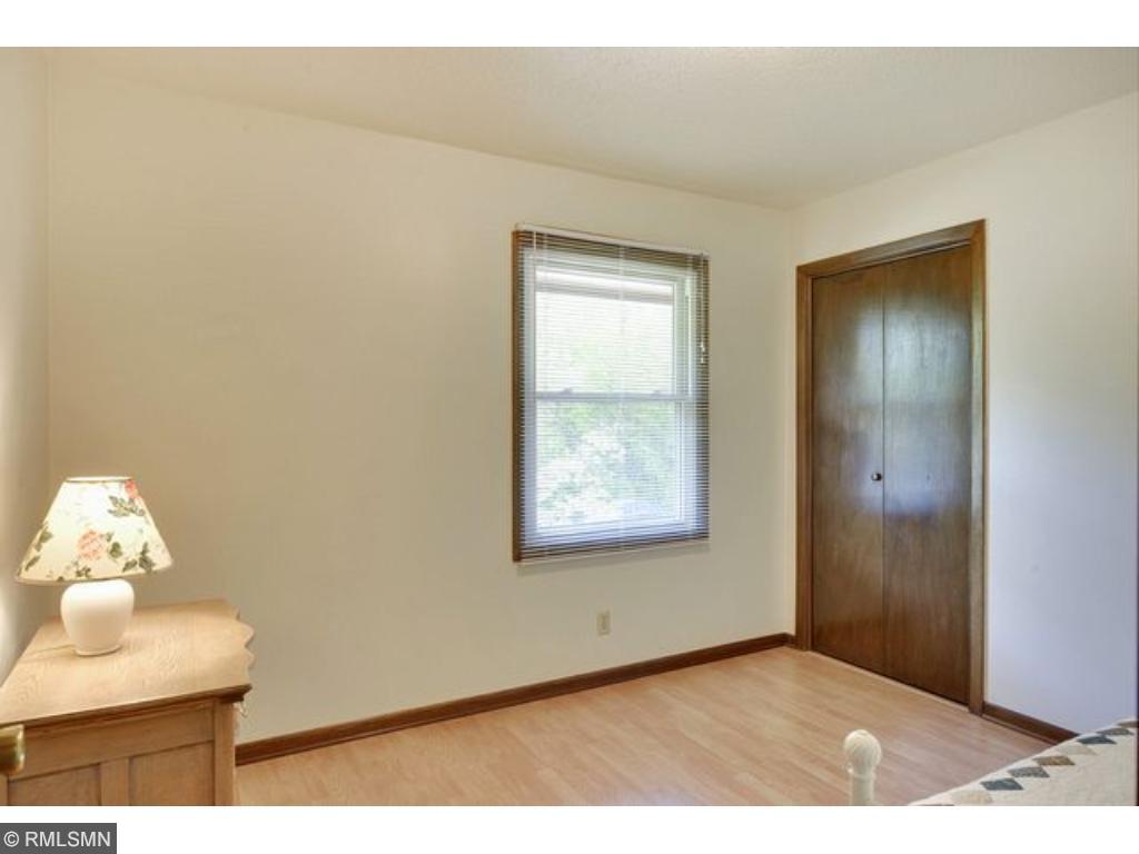 4768 Sycamore Trl, Maple Plain, MN 55359 photo 10