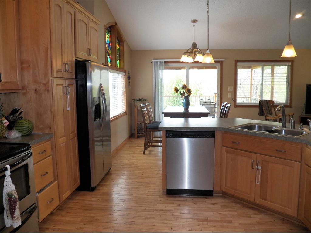 404 Patch Lake Ct, Cold Spring, MN 56320 photo 4