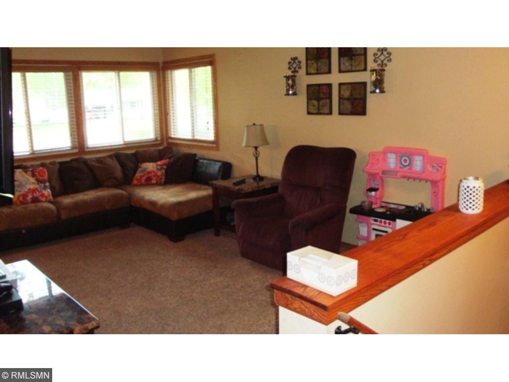 246 Maple Dr, Foley, MN 56329 photo 4