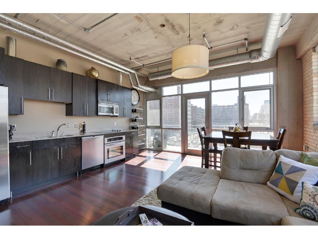 748 N 3rd St #400, Minneapolis, MN 55401 photo 2