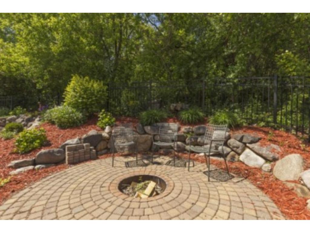4661 Stonecliffe Dr, Eagan, MN 55122 photo 20