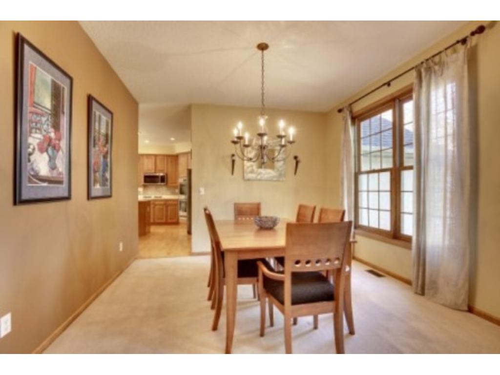 4661 Stonecliffe Dr, Eagan, MN 55122 photo 7