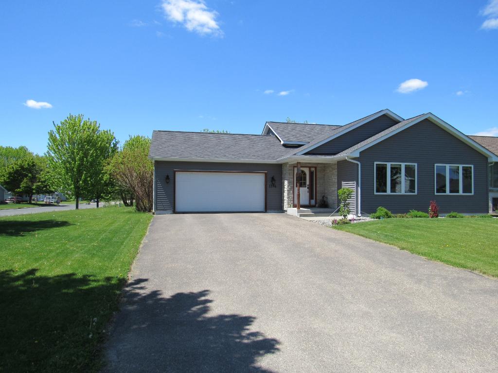 1394 4th Ave, Baldwin, WI 54002 photo 2