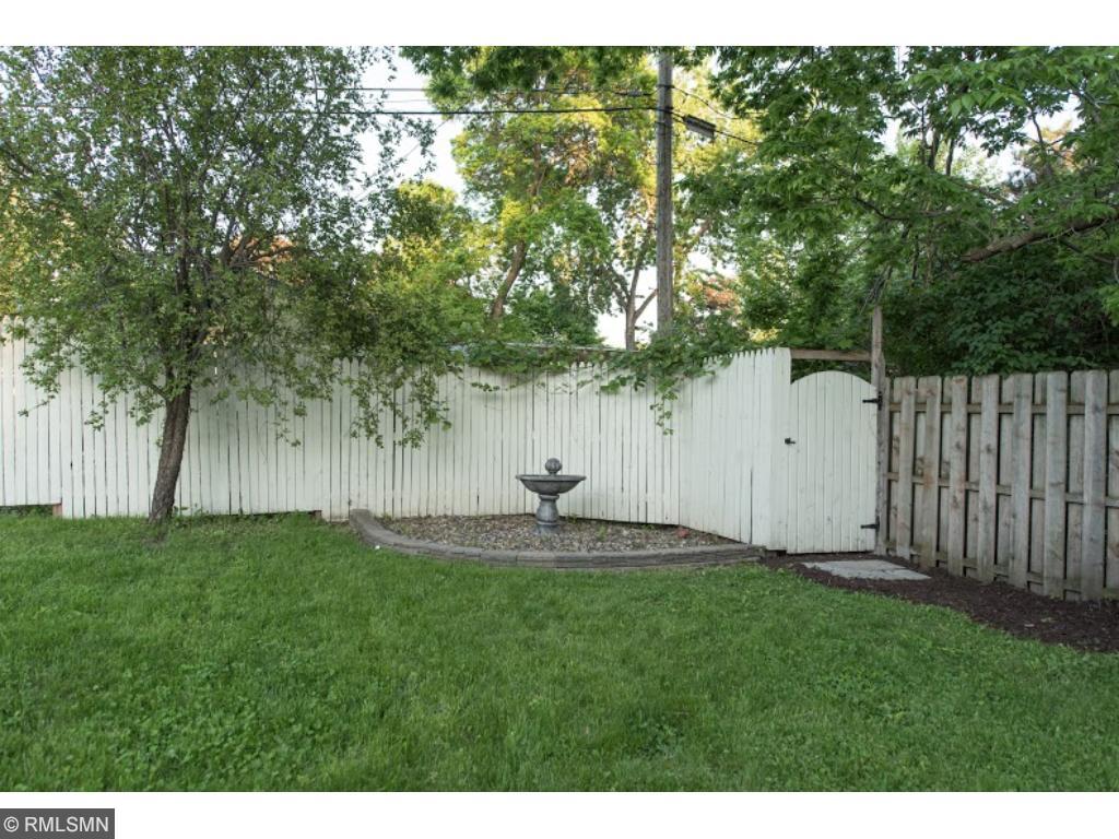 6827 E River Rd, Minneapolis, MN 55432 photo 18