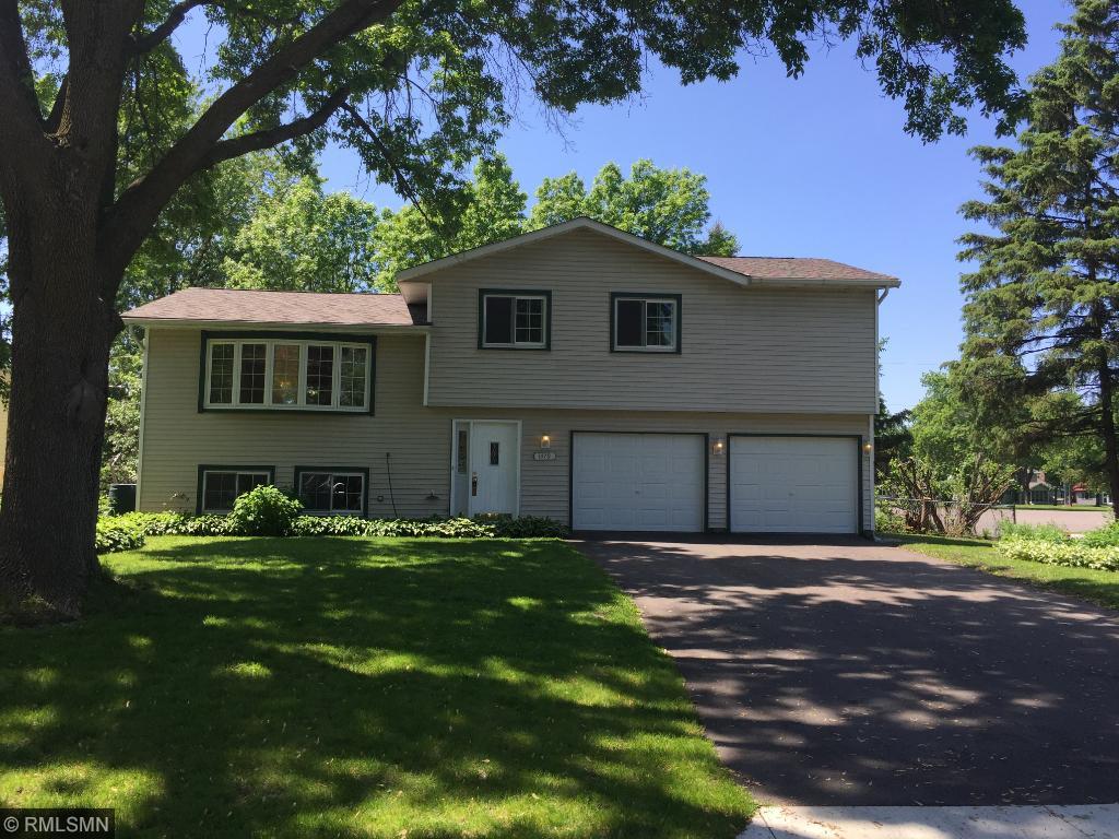 1479 Rainbow Ave, Maple Plain, MN 55359 photo 1