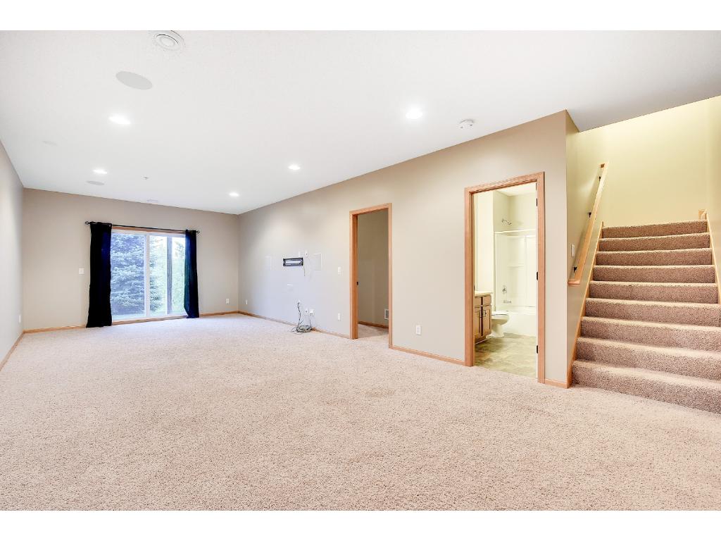 15453 June Grass Ln, Eden Prairie, MN 55347 photo 17