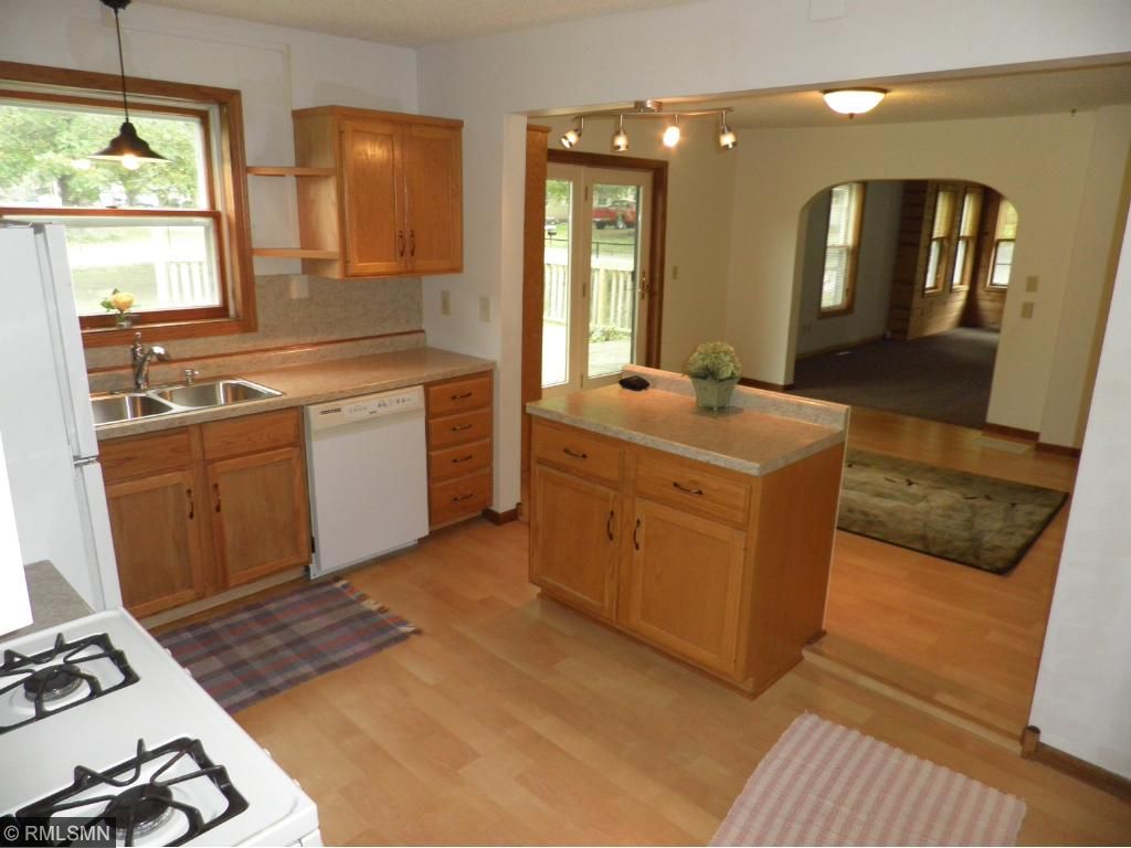 5444 Bryant St, Maple Plain, MN 55359 photo 2