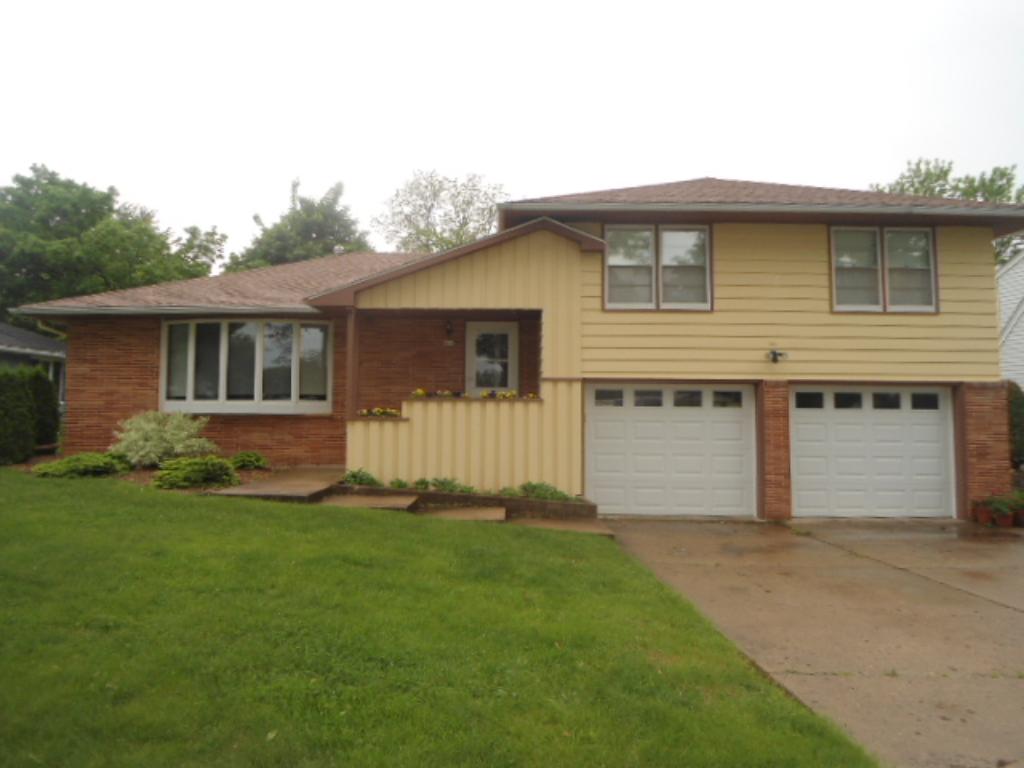 414 Forest St, Kenyon, MN 55946 photo 1