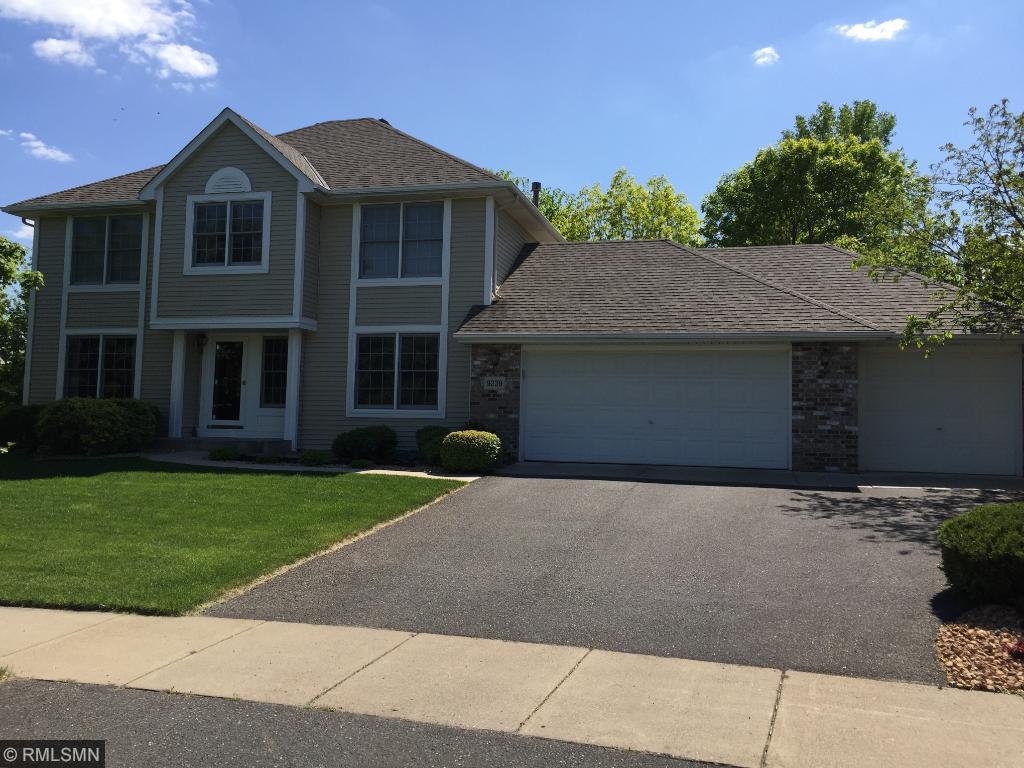 9239 Overlook Ln, Champlin, MN 55316 photo 1
