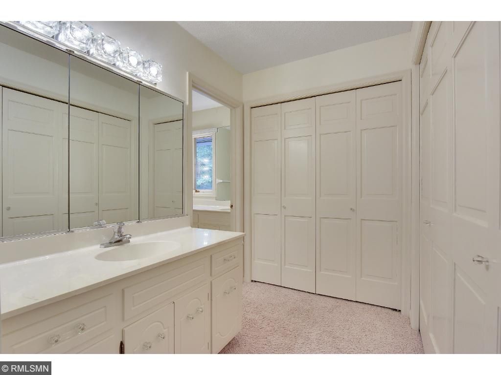 4335 Chimo East St, Wayzata, MN 55391 photo 14