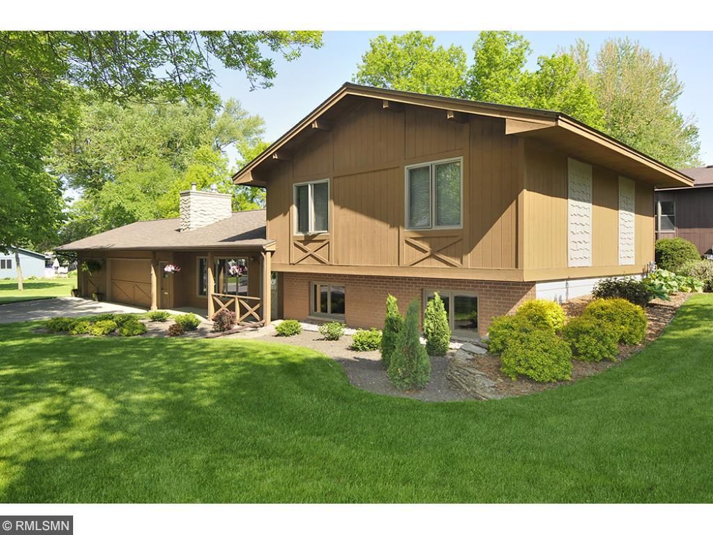 928 Barron Rd, Faribault, MN 55021 photo 2