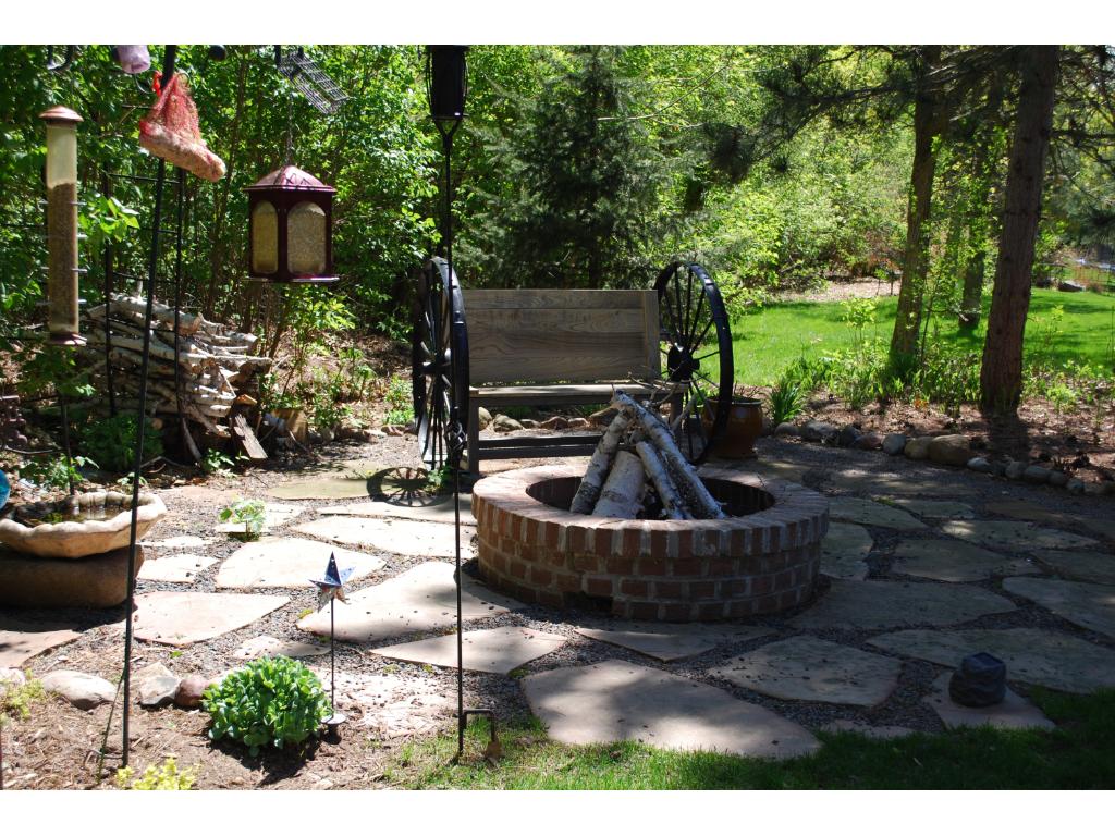 4858 Sycamore Dr, Eagan, MN 55123 photo 7
