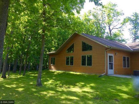 300 Birch St S, Hackensack, MN 56452 photo 3