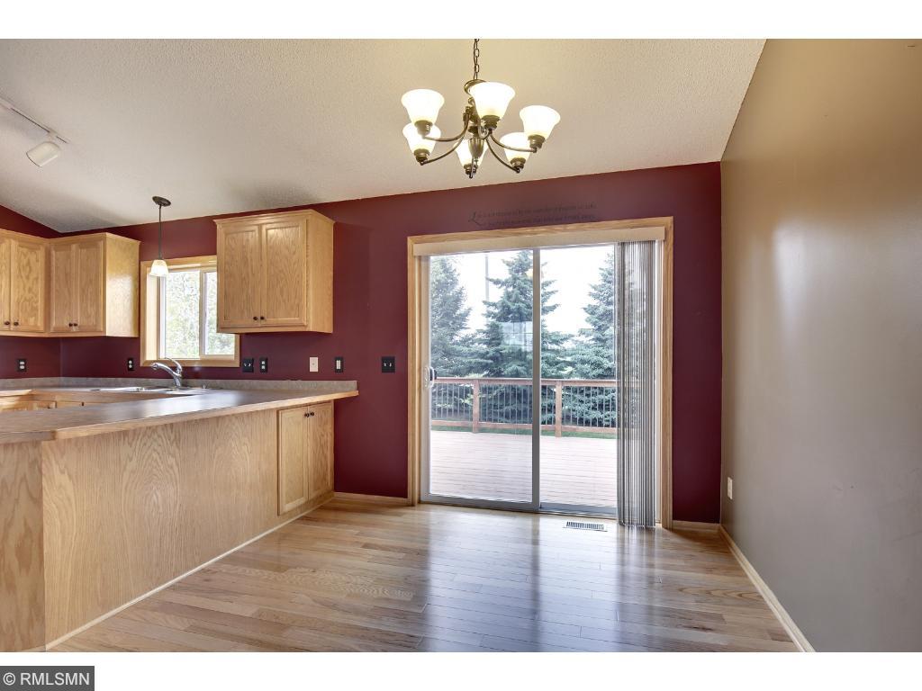 892 Forest Edge Dr, Jordan, MN 55352 photo 9