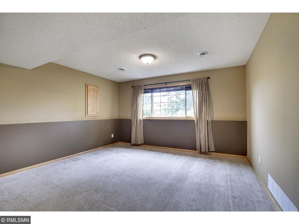 892 Forest Edge Dr, Jordan, MN 55352 photo 15
