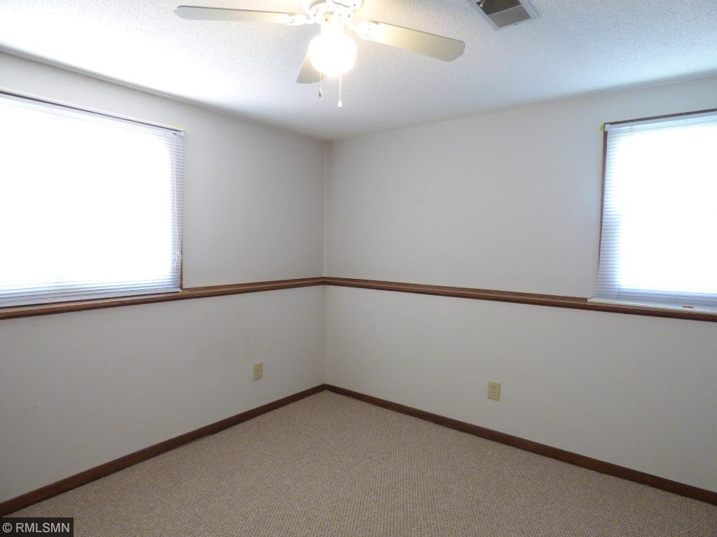 810 9th Ave SE, Saint Cloud, MN 56304 photo 12