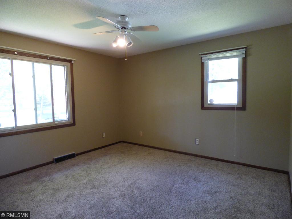 810 9th Ave SE, Saint Cloud, MN 56304 photo 6