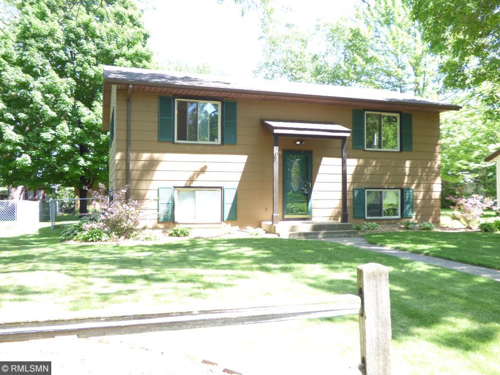 810 9th Ave SE, Saint Cloud, MN 56304 photo 1