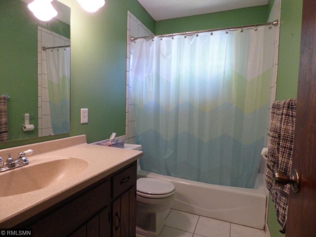 810 9th Ave SE, Saint Cloud, MN 56304 photo 8