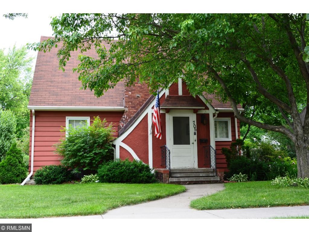 705 5th St E, Northfield, MN 55057 photo 2