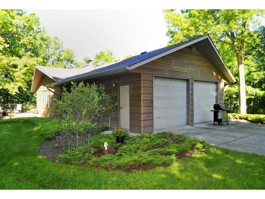 21211 Davis Ave, Faribault, MN 55021 photo 4