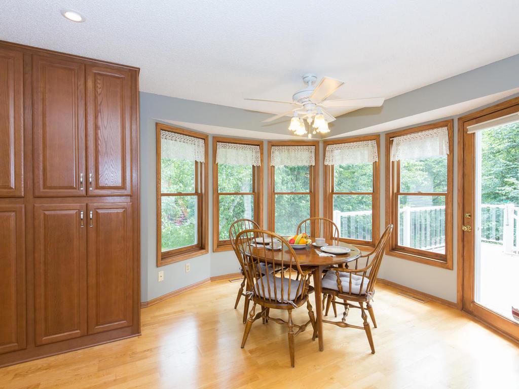 524 Severn Way, Eagan, MN 55123 photo 10