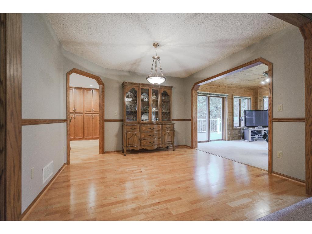 524 Severn Way, Eagan, MN 55123 photo 13