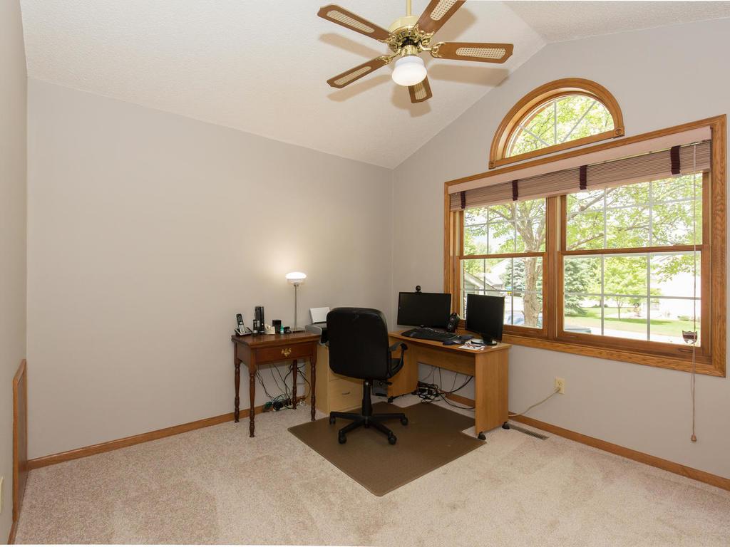 524 Severn Way, Eagan, MN 55123 photo 17