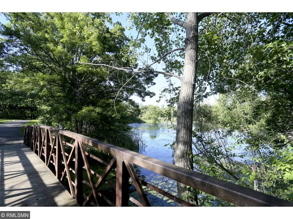 1175 Duckwood Trl #E, Eagan, MN 55123 photo 24