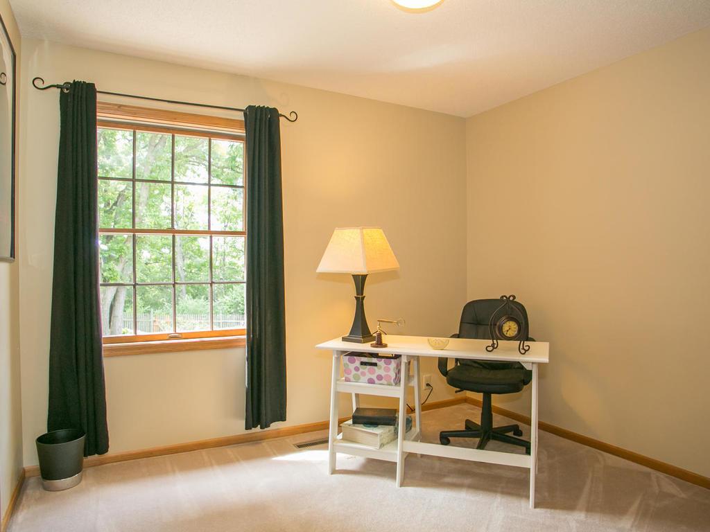 722 Bridle Ridge Rd, Eagan, MN 55123 photo 14