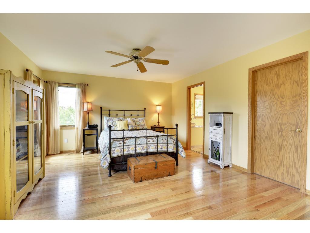 3285 Rolling Hills Dr, Eagan, MN 55121 photo 14