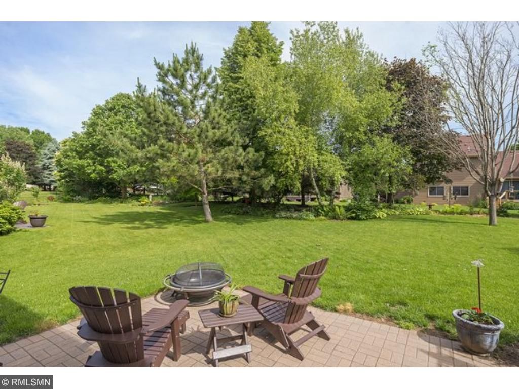 977 Wildflower Ct, Eagan, MN 55123 photo 19