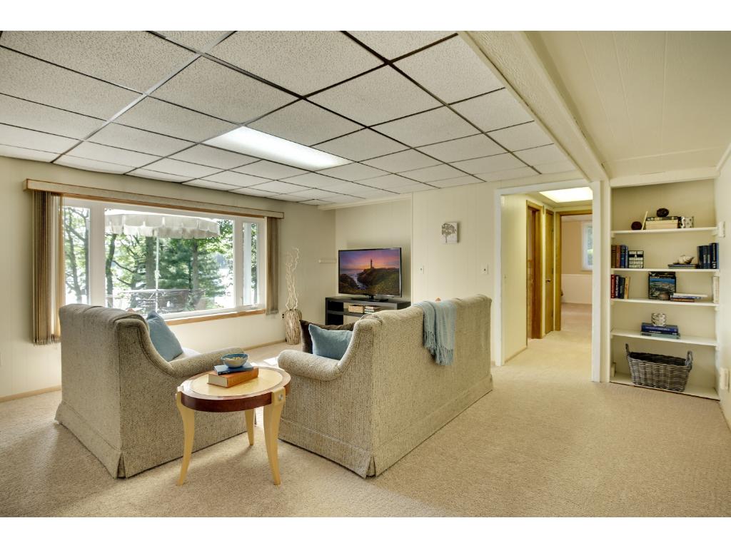 441 Reflection Rd, Apple Valley, MN 55124 photo 18