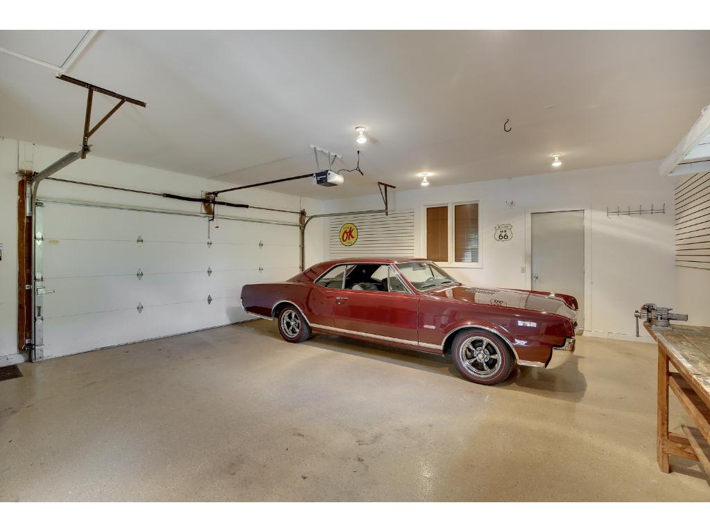 441 Reflection Rd, Apple Valley, MN 55124 photo 19
