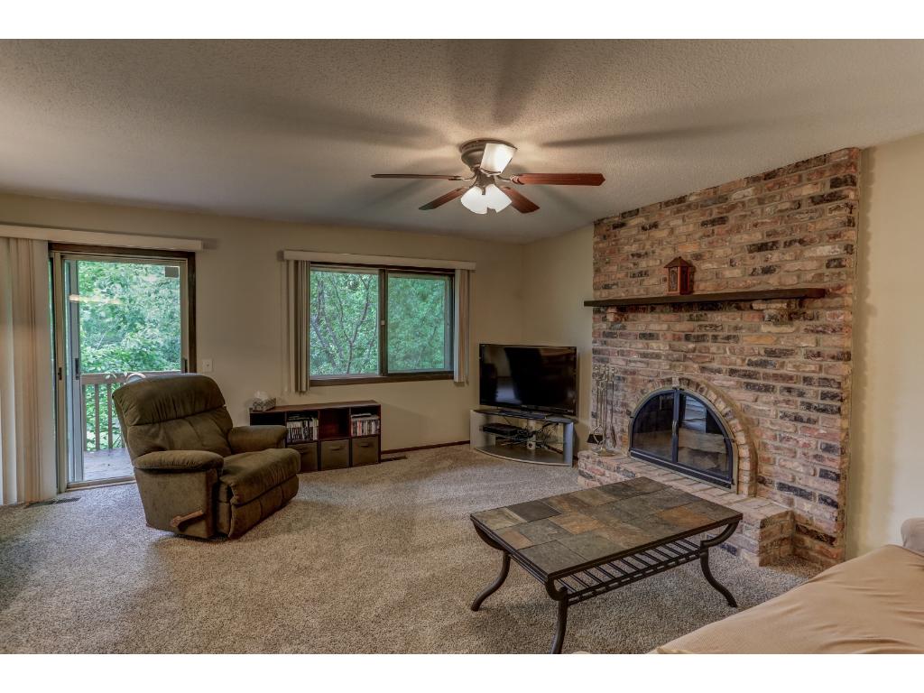4459 Woodgate Pt, Eagan, MN 55122 photo 4