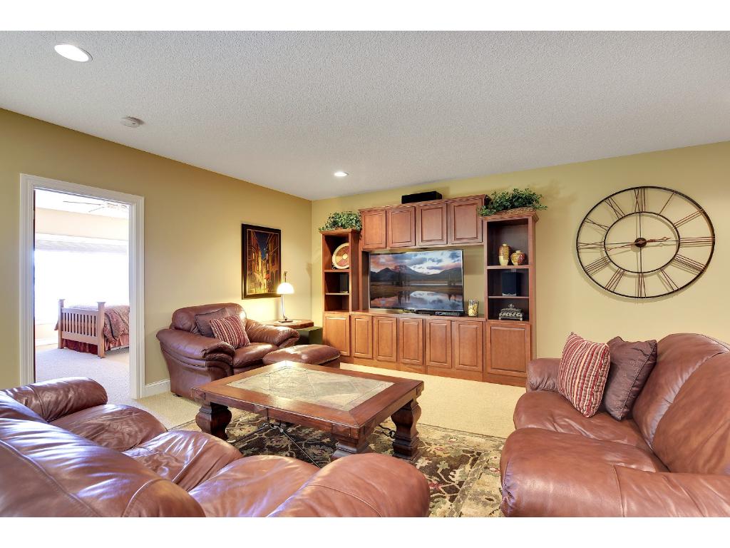 1454 Steeplechase Ln, Eagan, MN 55122 photo 21