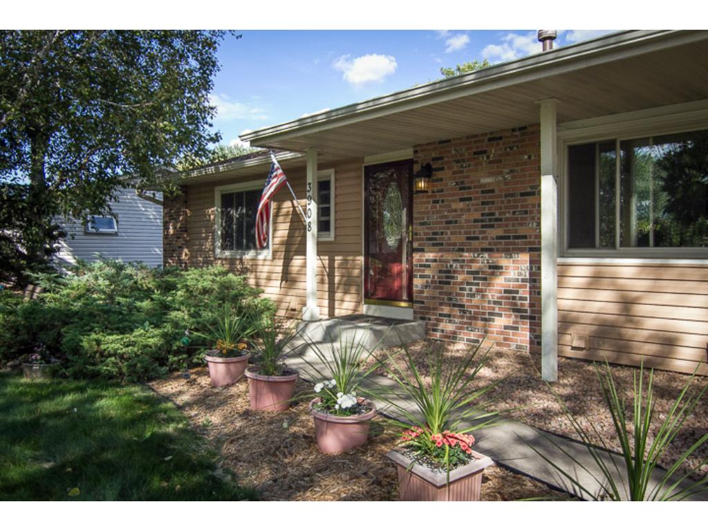 3908 Palisade Way, Eagan, MN 55122 photo 3
