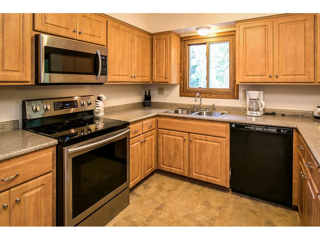 3908 Palisade Way, Eagan, MN 55122 photo 7