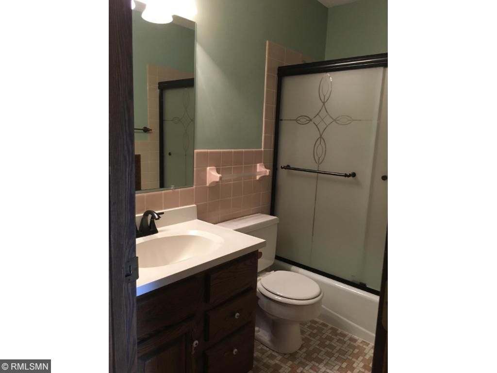 4243 Dunrovin Ln, Eagan, MN 55123 photo 5